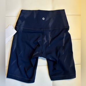 Wunder Train HR Short 8” Tye Dye Size 4